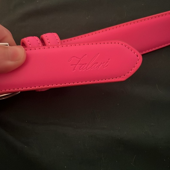 Pink belt - Picture 4 of 5